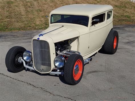 1932 ford tudor sedan